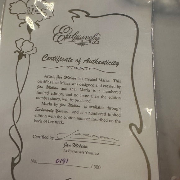 Jan McLean porcelain doll. - Picture 3 of 5